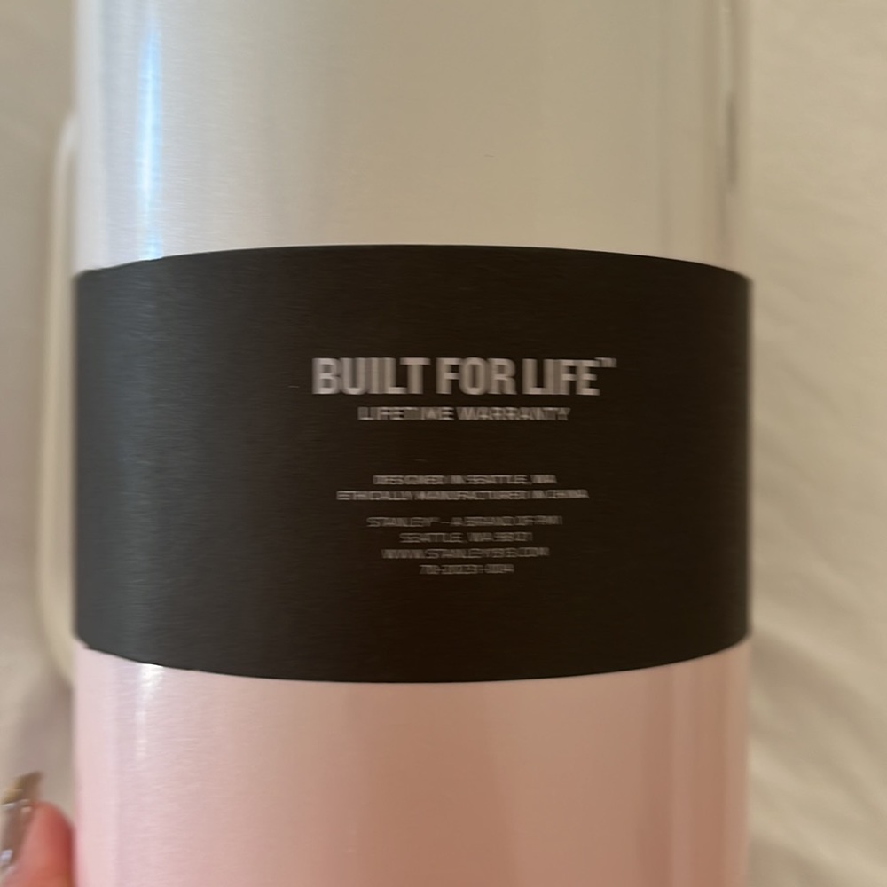 Stanley 40 oz Travel Quencher in Pink Parfait Ombre - Picture 4 of 9